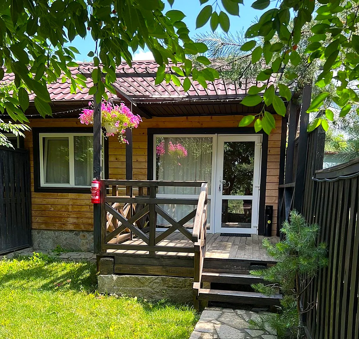 Studio cottage exterior
